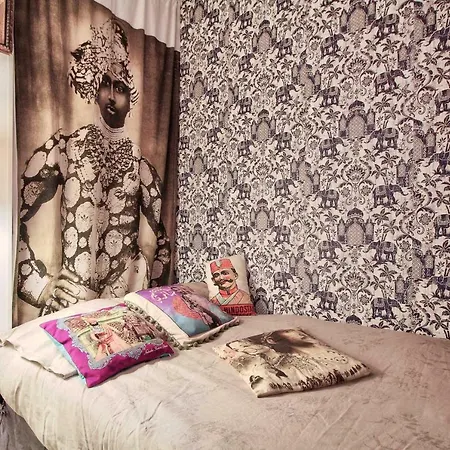 Legendary Rue Du Temple 4/5 Bedrooms * Paris