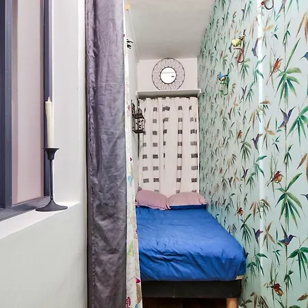 Legendary Rue Du Temple 4/5 Bedrooms Apartment